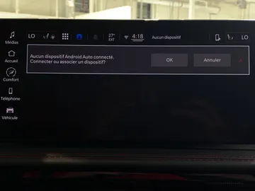 2023 Dodge Hornet - image 27
