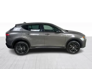 2023 Dodge Hornet - image 2