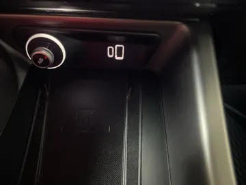 2023 Dodge Hornet - image 32