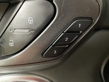 2023 Dodge Hornet - image 20