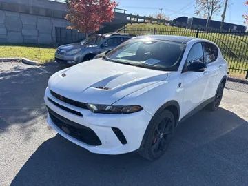 2023 Dodge Hornet - image 3