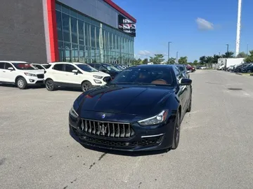 2021 Maserati Ghibli - image 3
