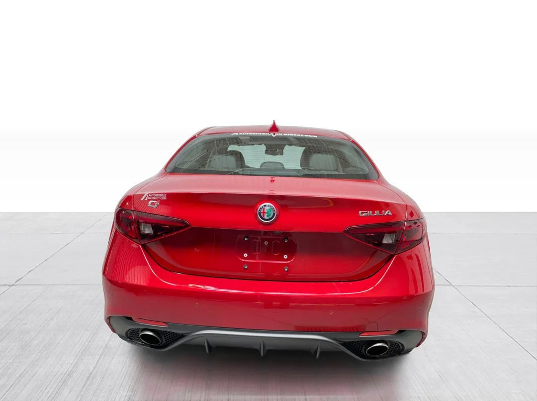 2018 Alfa Romeo Giulia Ti AWD, photo 6