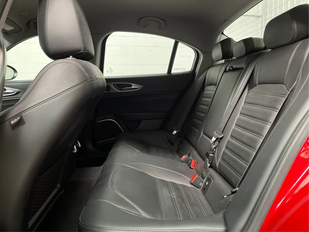 2018 Alfa Romeo Giulia Ti AWD, photo 9