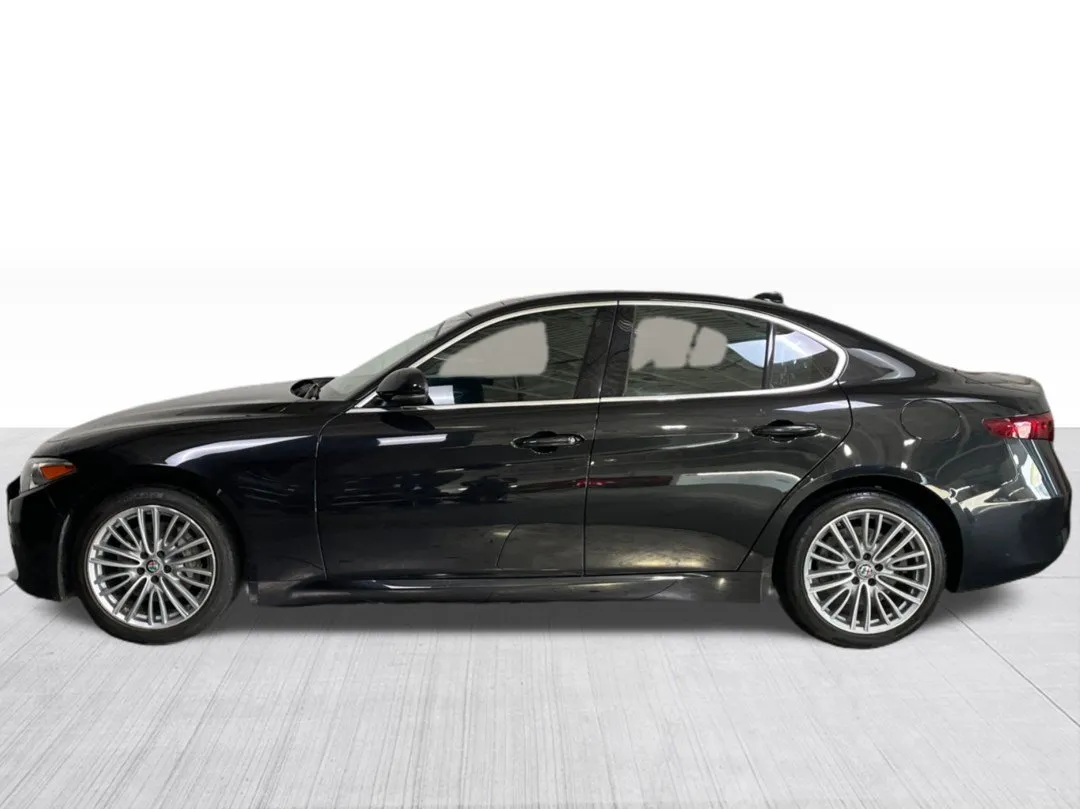 2017 Alfa Romeo Giulia Ti AWD, photo 9