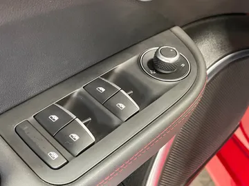 2023 Alfa Romeo Giulia - image 25