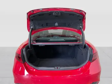 2023 Alfa Romeo Giulia - image 14