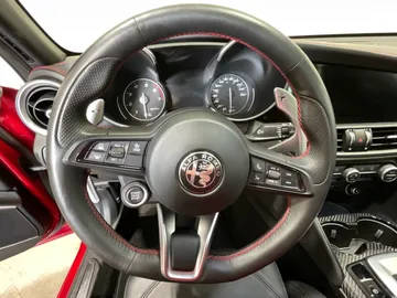 2023 Alfa Romeo Giulia - image 26