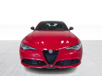 2023 Alfa Romeo Giulia - image 9