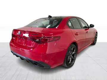 2023 Alfa Romeo Giulia - image 15