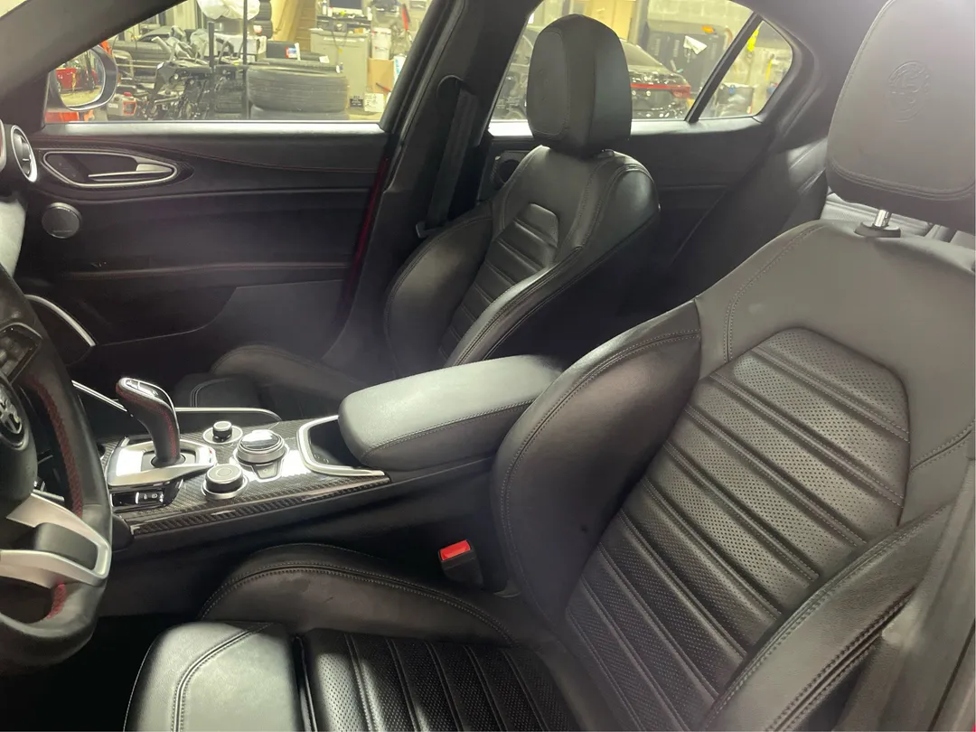 2023 Alfa Romeo Giulia Estrema AWD, photo 9