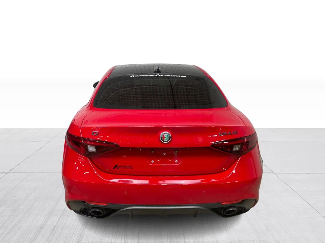 2023 Alfa Romeo Giulia — photo 6