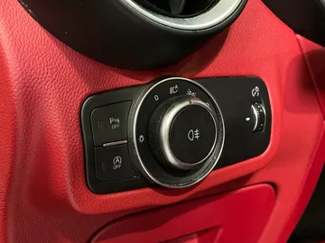 2018 Alfa Romeo Stelvio - image 29