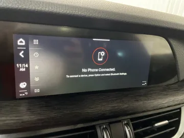 2023 Alfa Romeo Stelvio - image 30