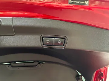 2023 Alfa Romeo Stelvio - image 23