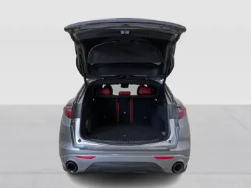 2020 Alfa Romeo Stelvio - image 14