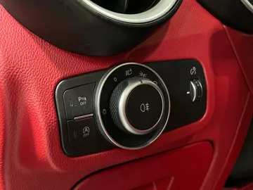 2020 Alfa Romeo Stelvio - image 31