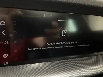 2021 Alfa Romeo Stelvio - image 30