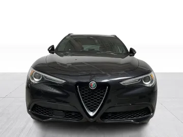 2021 Alfa Romeo Stelvio - image 9