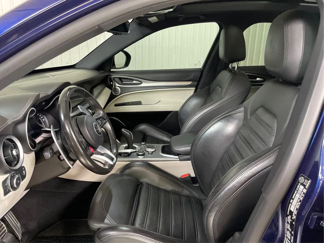 2021 Alfa Romeo Stelvio for sale - photo 3