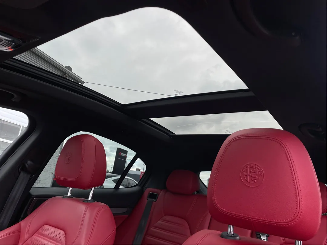 2021 Alfa Romeo Stelvio Ti Sport AWD, photo 5
