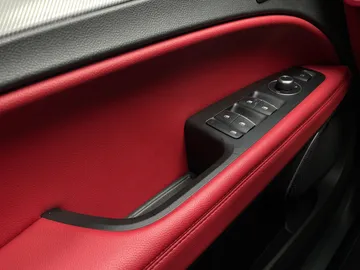 2021 Alfa Romeo Stelvio - image 24