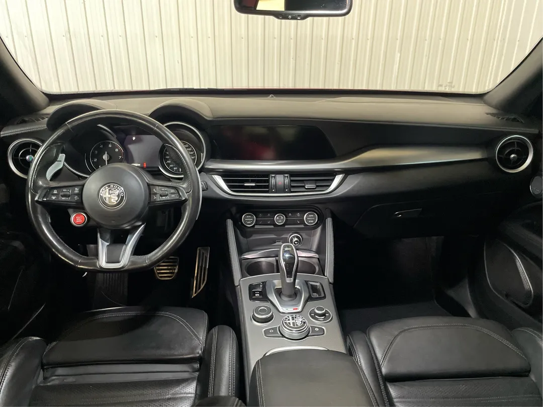 2022 Alfa Romeo Stelvio for sale - photo 4