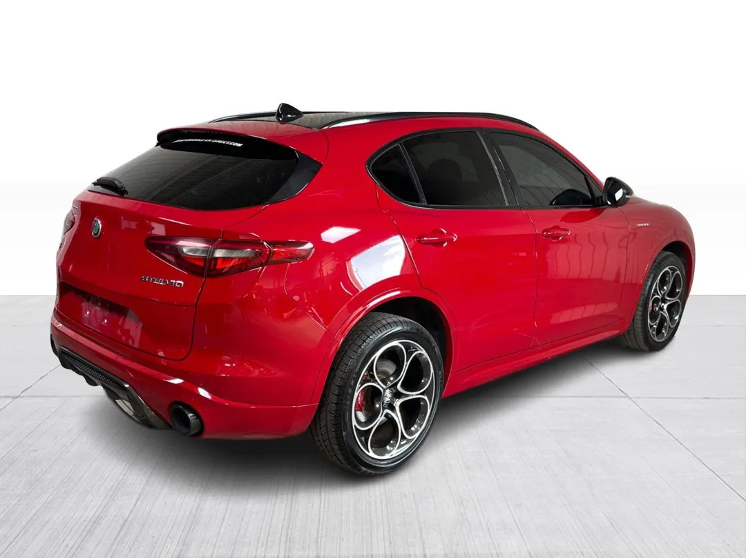 2022 Alfa Romeo Stelvio TI Veloce AWD, photo 7