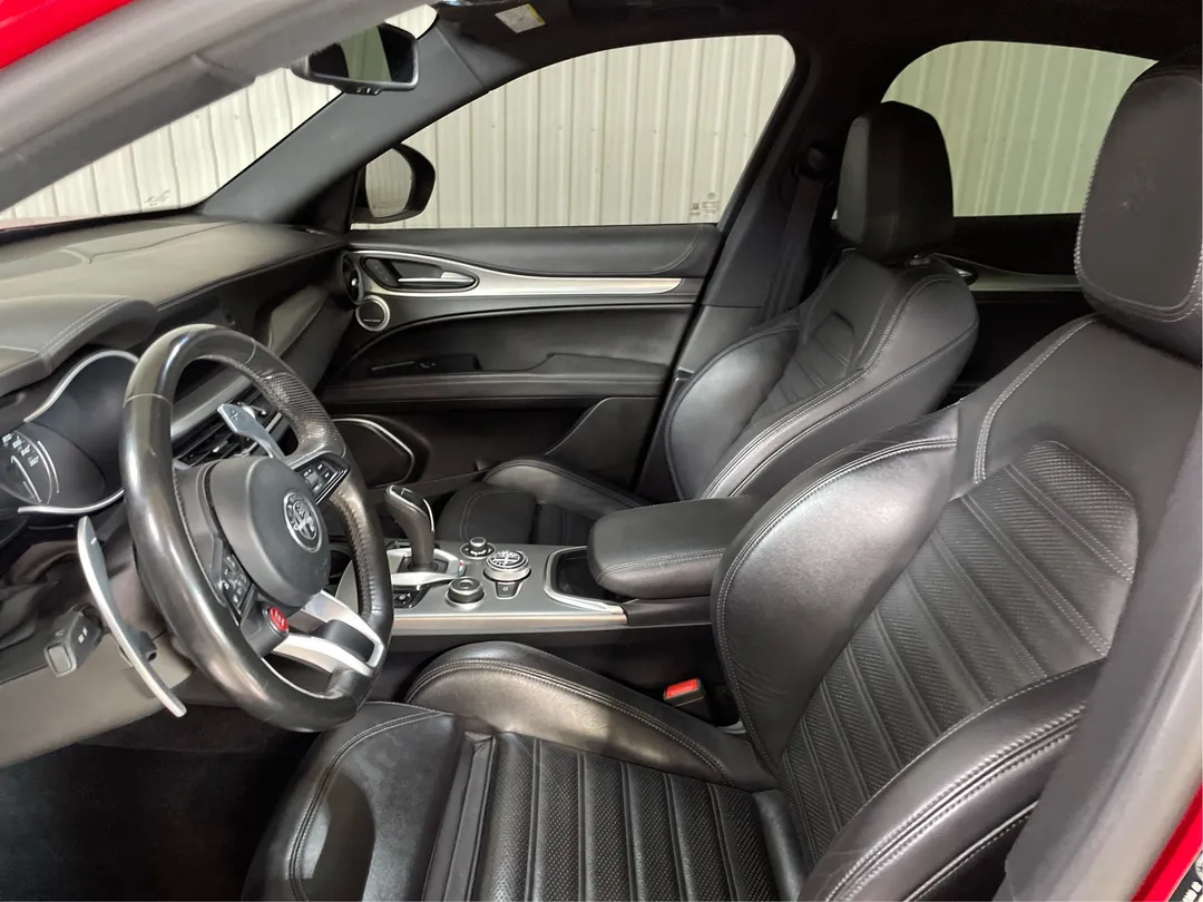 2022 Alfa Romeo Stelvio for sale - photo 3