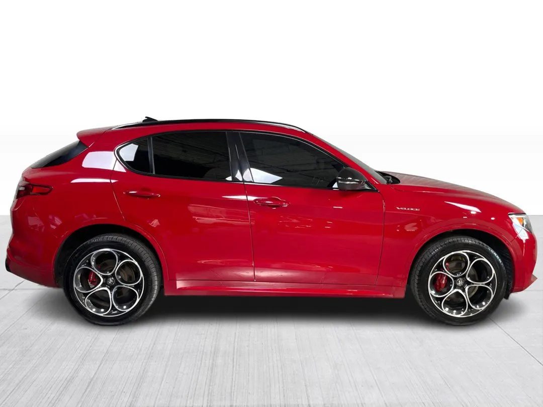 2022 Alfa Romeo Stelvio for sale - photo 2