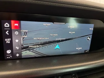 2022 Alfa Romeo Stelvio - image 23