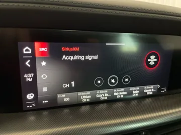 2022 Alfa Romeo Stelvio - image 33