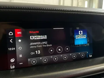 2022 Alfa Romeo Stelvio - image 34