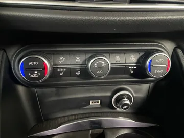 2023 Alfa Romeo Stelvio - image 26