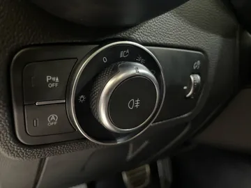 2023 Alfa Romeo Stelvio - image 19