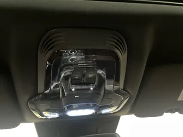 2023 Alfa Romeo Stelvio - image 16