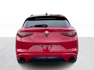 2020 Alfa Romeo Stelvio - image 12