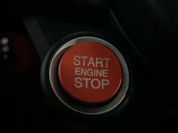 2021 Alfa Romeo Stelvio - image 26