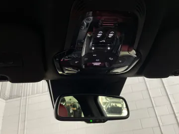 2021 Alfa Romeo Stelvio - image 15