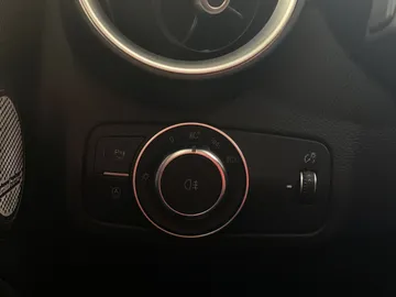 2023 Alfa Romeo Stelvio - image 17