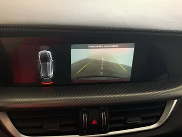2023 Alfa Romeo Stelvio - image 24