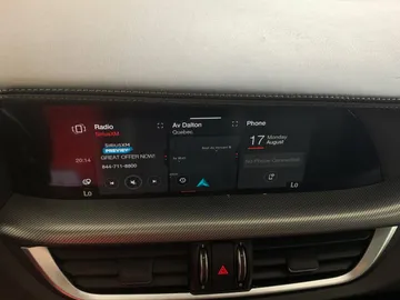 2023 Alfa Romeo Stelvio - image 37