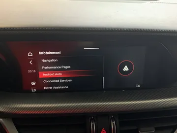 2023 Alfa Romeo Stelvio - image 32