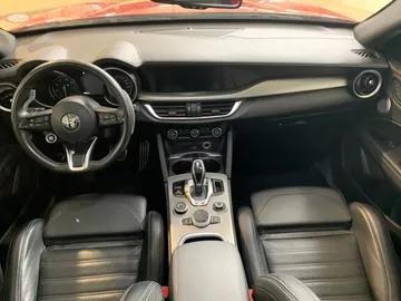 2023 Alfa Romeo Stelvio - image 22