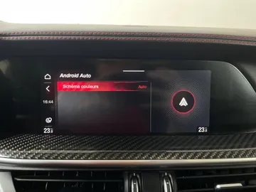 2021 Alfa Romeo Stelvio - image 8