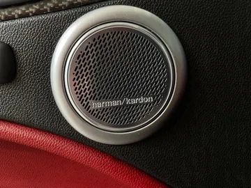 2021 Alfa Romeo Stelvio - image 27