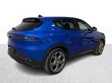 2024 Alfa Romeo Tonale - image 14