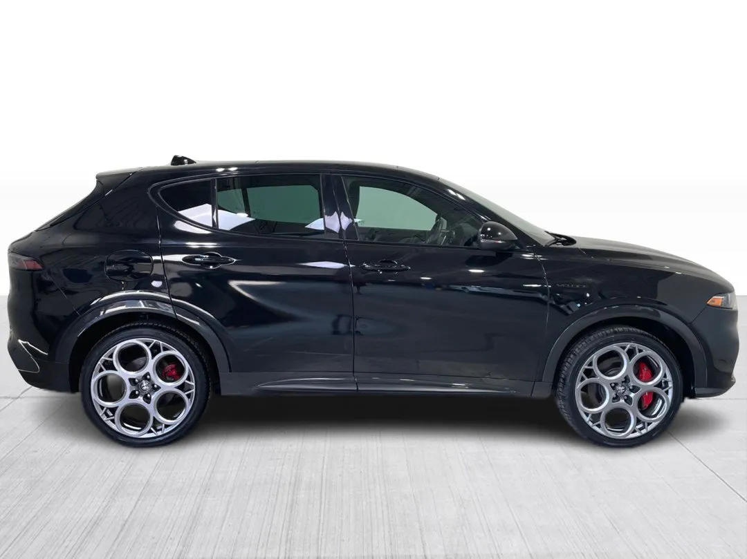 2024 Alfa Romeo Tonale — photo 2
