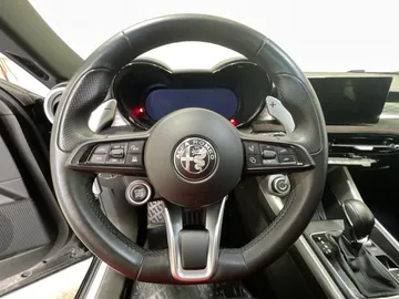 2024 Alfa Romeo Tonale - image 25