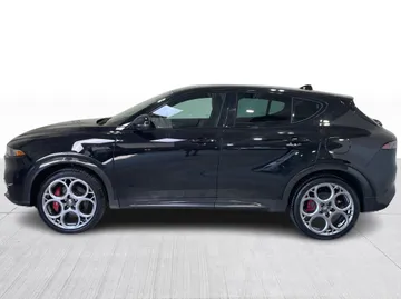 2024 Alfa Romeo Tonale - image 11